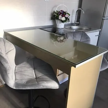 Apartment First Choice 12 *