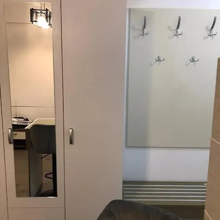 First Choice 12 Apartment *