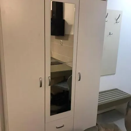 Apartment First Choice 12 Skopje